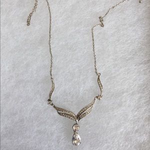 Sterling silver swaravski cubic zero is necklace